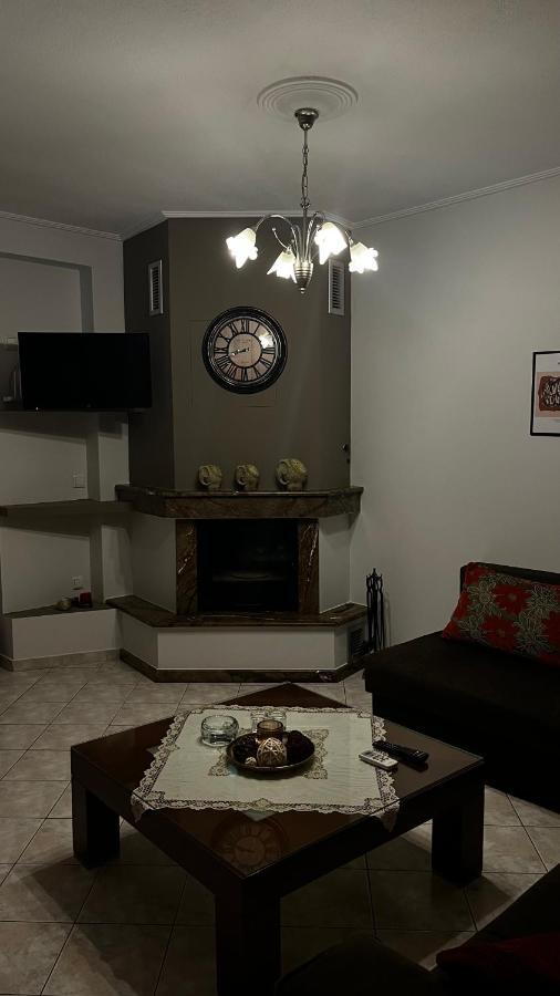 The Side Of Meteora Majestic Apartment กาลัมปากา ภายนอก รูปภาพ